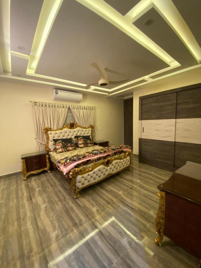 Continental Boutique House Bed and Breakfast Islamabad Eksteriør billede