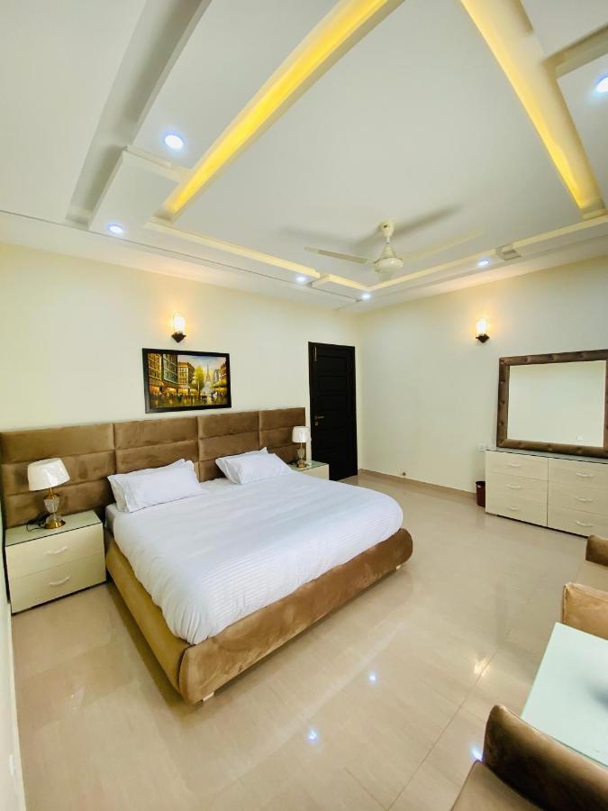 Continental Boutique House Bed and Breakfast Islamabad Eksteriør billede